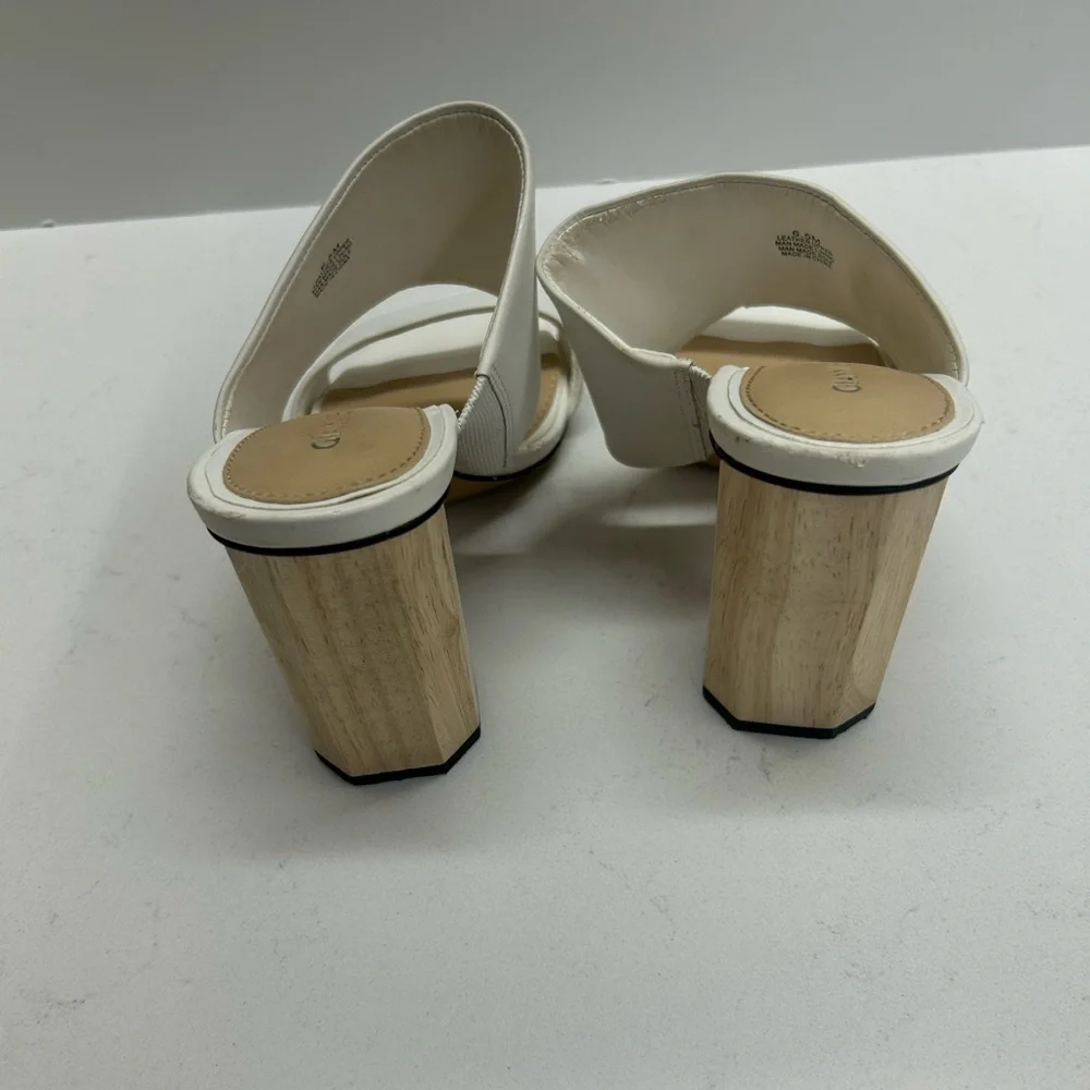 Gianni Bini‎ Leather Block Heel Sandal Size 6.5